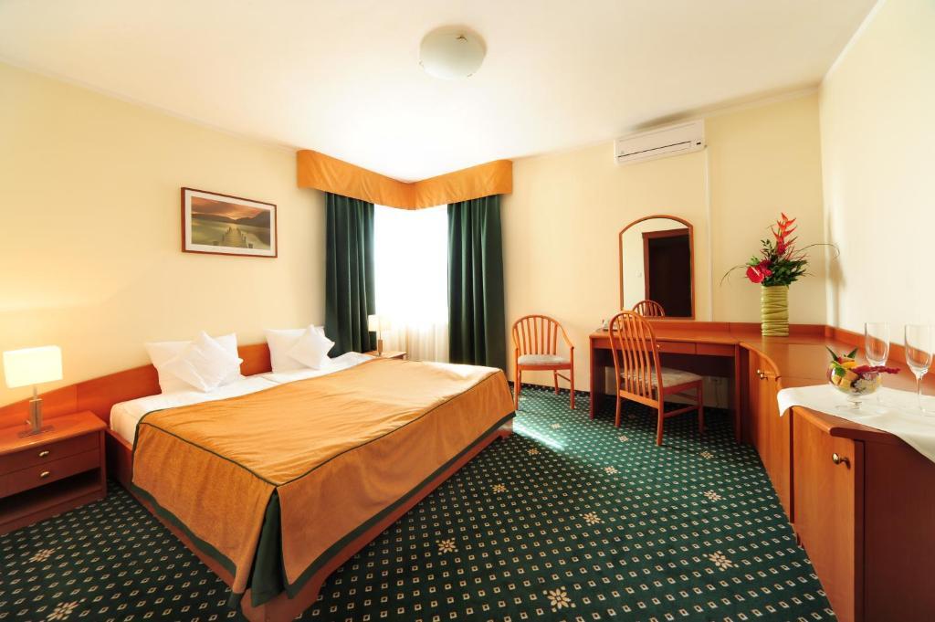 Hotel T&T Poznań Rum bild